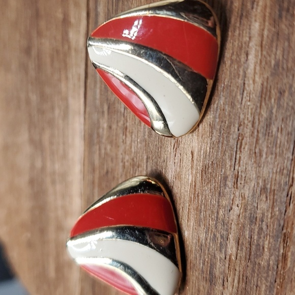 E461 red‎ and white enamel swirl earrings vintage - Picture 2 of 2